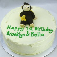 Monkey - Monkey Leaning on Hat Cake